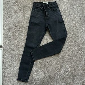 Everlane black jeans size 25 ankle length